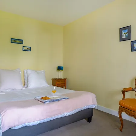 St Germain Vaneau Apartment *